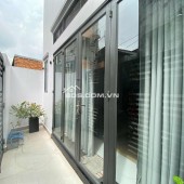 Bán nhà sát căn mặt tiền đường Tỉnh Lộ 10, DT 63m2, xây mới 1 trệt, 1 lầu